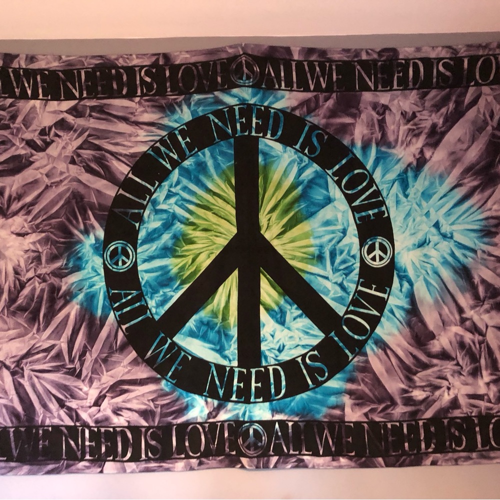 Large tie dye tapestry - All we need is love